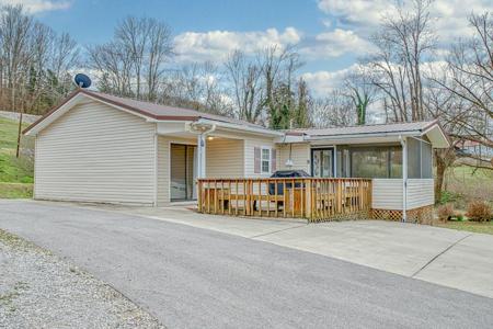 1369 Austin Lake Rd