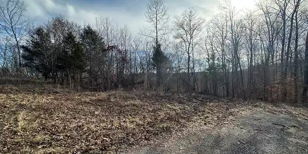 7.5 Beacuchamp Road