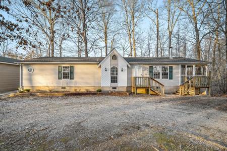 1013 Eastridge