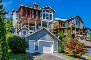 145 Sandgate Dr