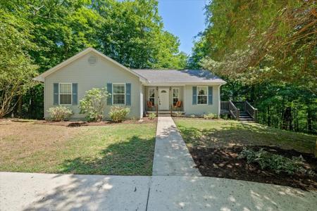 175 Black Oak Ln