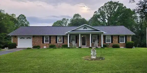 1086 Martin Cross Rd