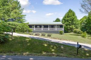 1034 RIVER HILL ROAD