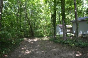 1039 Pine Orchard Road