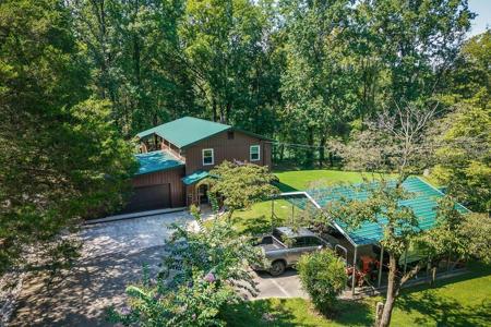 524 Luckey Lane