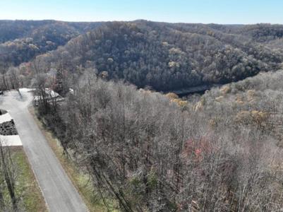 39 Deer Path Ct