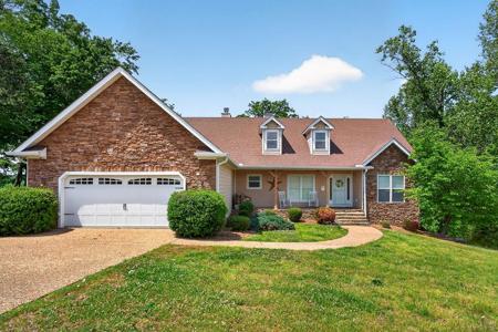 1175 Hutchins Bend