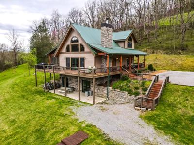575 East Fork Rd