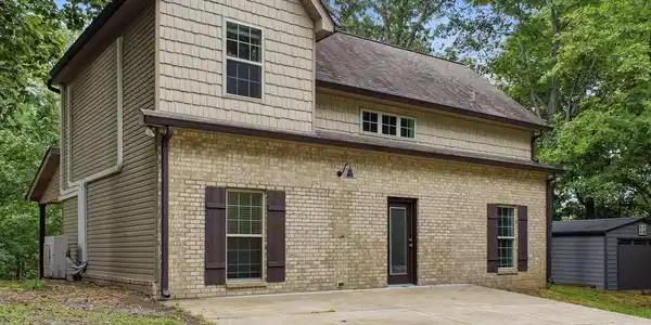251 Oak Dr
