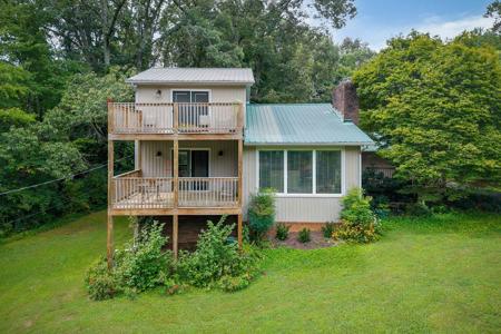 1940 Karen Cir