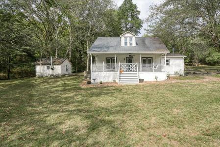 862 Fort Blount Ferry Road