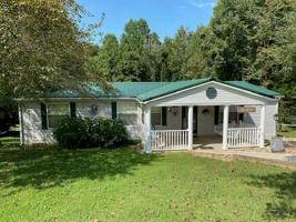 1012 Center Ln