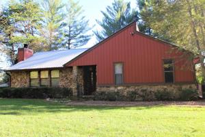 3623 Bartlett Dr.