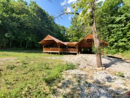 325 AC Knob Creek Road