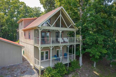 4652 Sparta Highway