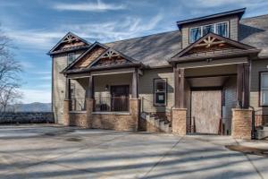 320 Floating Mill Road
