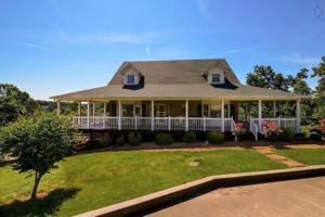 8590 SILVER VIEW LANE