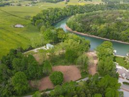 2.5 Acre River Oaks Dr