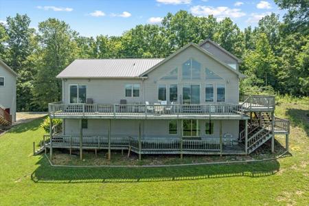 7380 Lillydale Rd