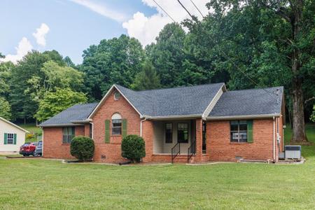 1562 Edgefield Court