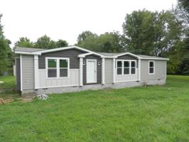 2045 Lakeview Dr