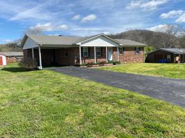 807 Riverside Circle