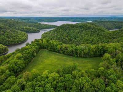 - Tom Lafever Rd