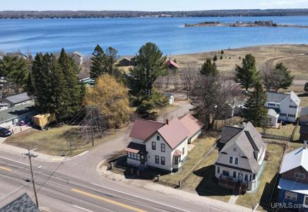 51944 Tamarack Street