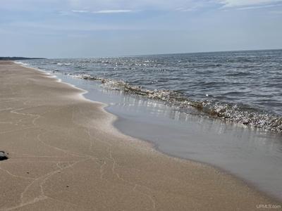 4264 FF Top O' the Lake Road