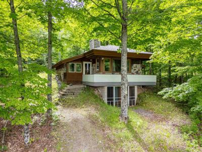 104 N Hagerman Lake Road