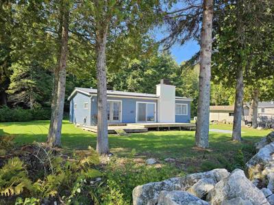 3070 S Woodland Shores Trail