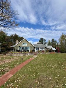 828 N Horseshoe Lake Drive