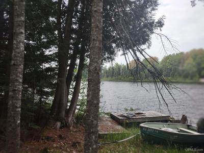 Lot 13 E Fence Lake Drive