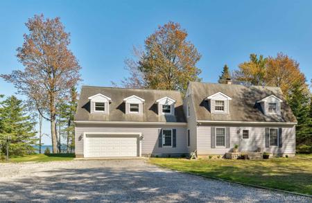 5485 Carnegie Trail