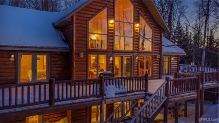 28278 E Fence Lake Road