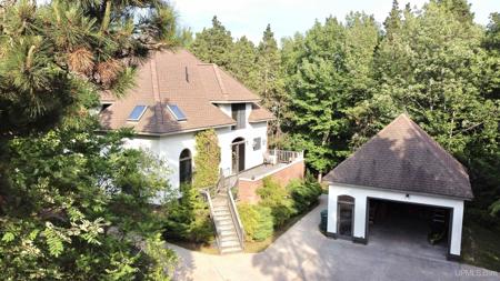 5912 5 Mile Pt Road