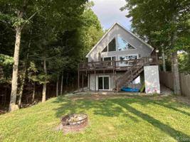 1681 N Wawaushnosh Dr