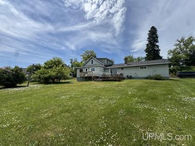 115 N Superior Avenue
