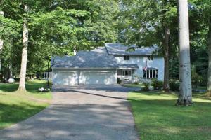 1474N Country Club Dr