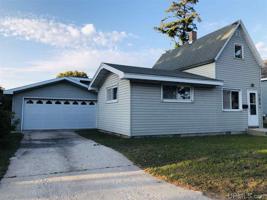 1330 Lake Shore Dr