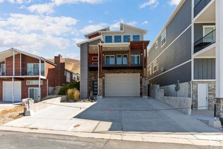 208 CHOKE CHERRY DR