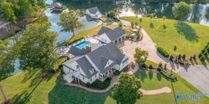 2576 White Oak Drive
