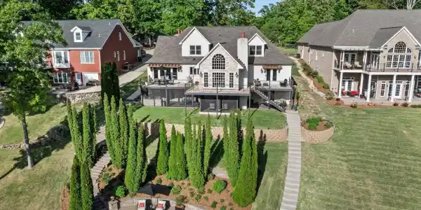 605 Hunter Point Cove