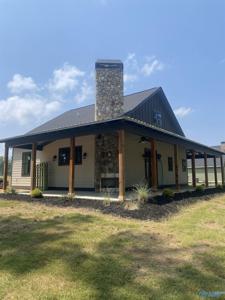 805 County Road 595