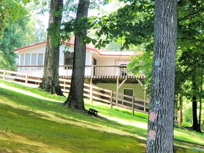 1532 Riverfront Road