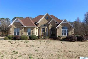 1121 Lake Forest Drive