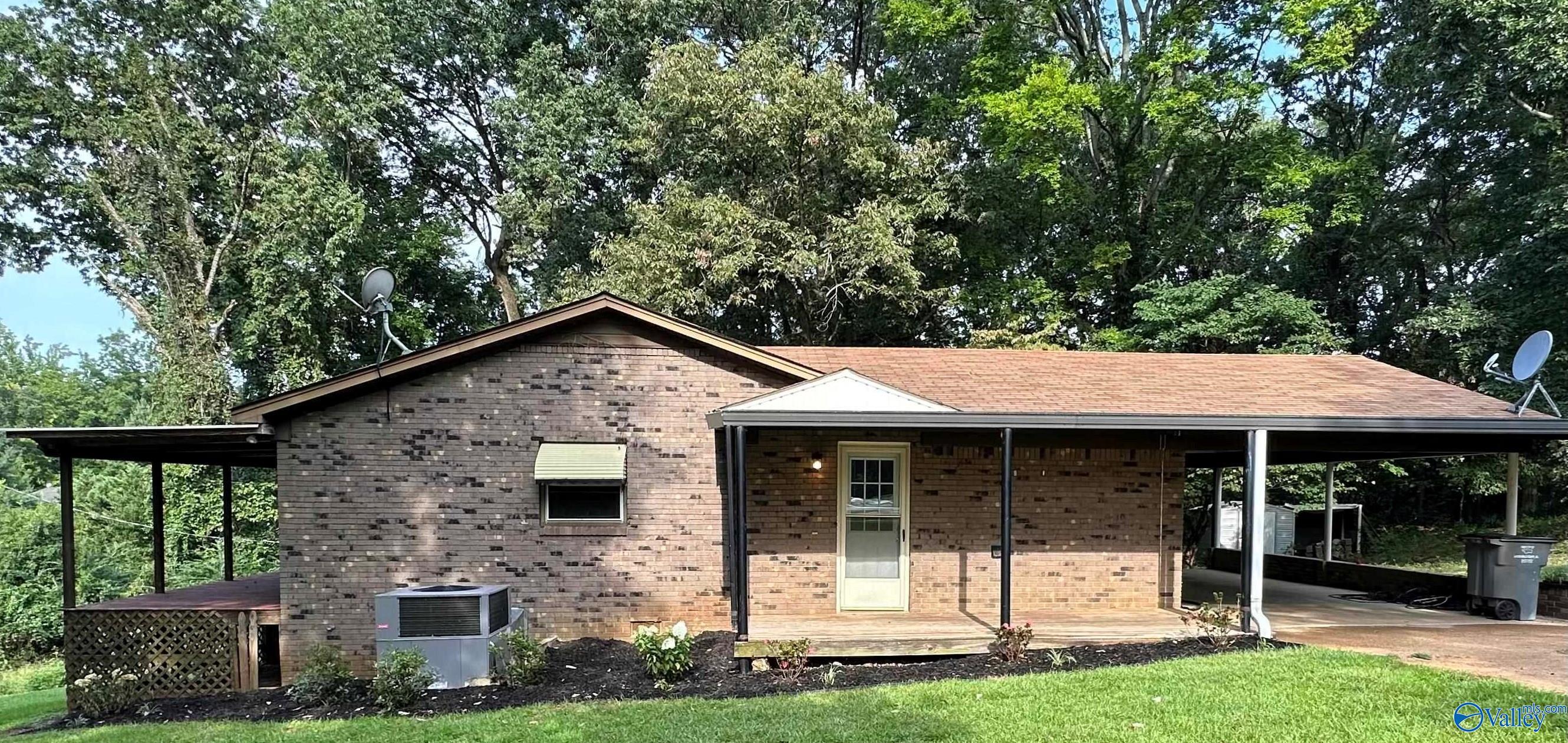 515 Aqua Vista Drive, Killen, AL lhrmls01794369