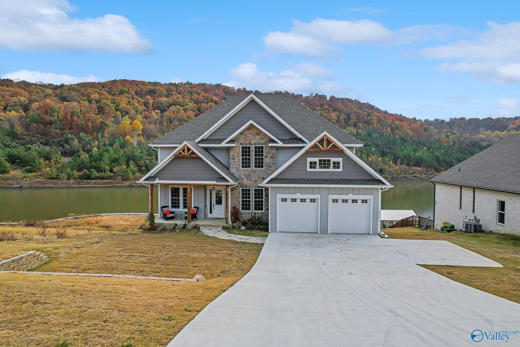 126 North Harbor Drive, Guntersville, AL lhrmls01871024