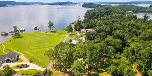 860 Buck Island Drive