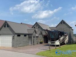 800 County Road 202